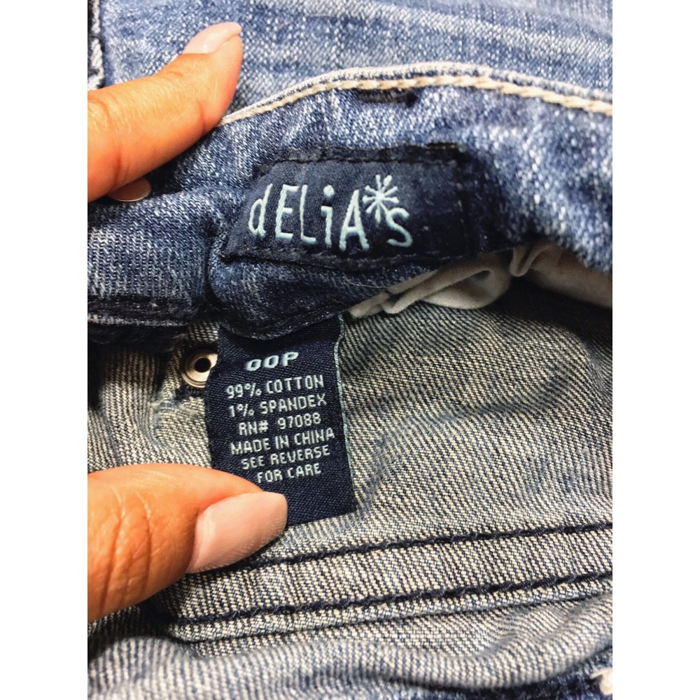 Delia’s Mid Rise Jeans 👖 - Picture 5 of 5